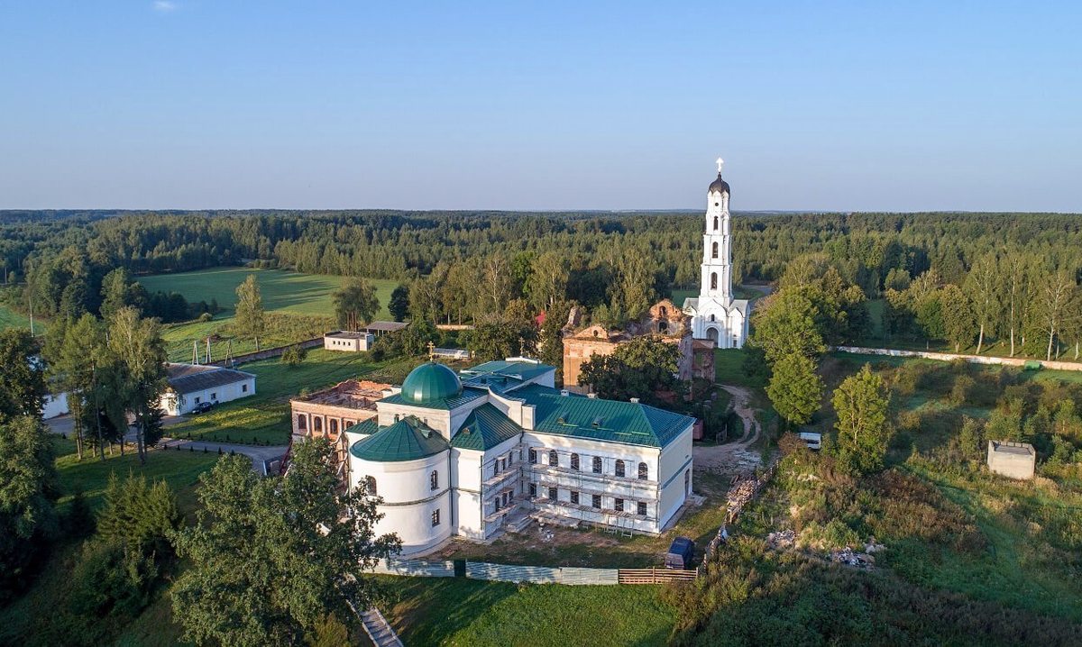 Пустынский в честь Успения Пресвятой Богородицы мужской монастырь в д. Пустынки