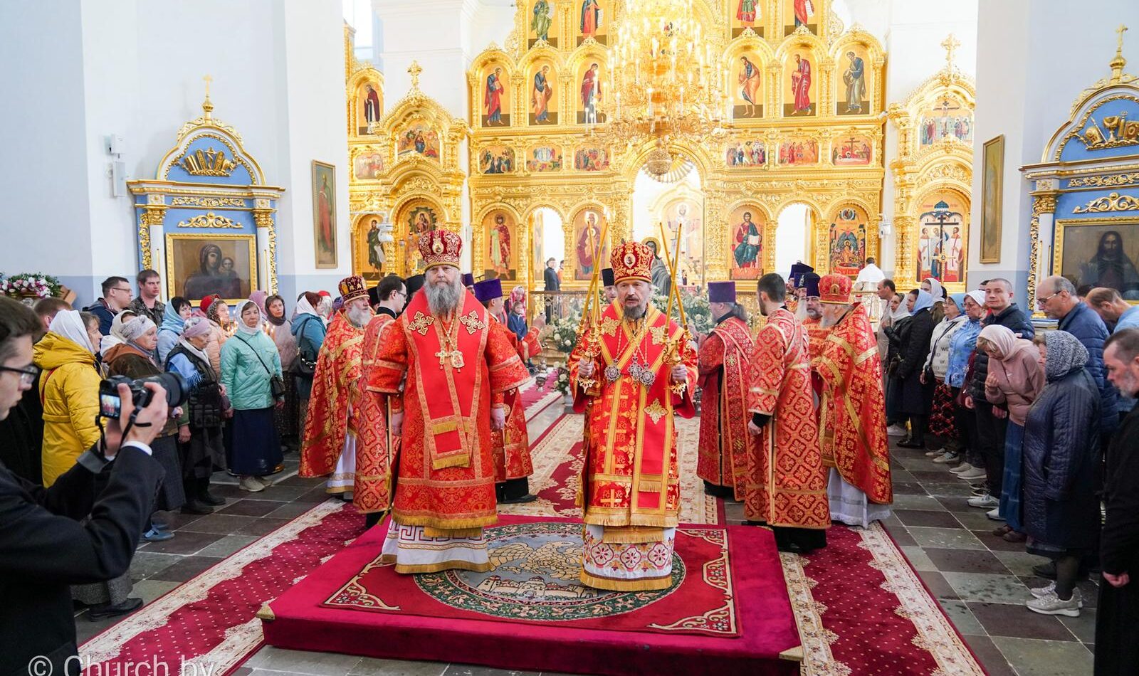 Патриарший Экзарх всея Беларуси совершил освящение после реставрации Успенского собора Жировичского монастыря