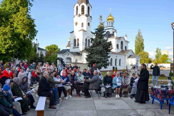 В Никольском монастыре Гомеля состоялся вечер памяти, посвященный Дню Победы