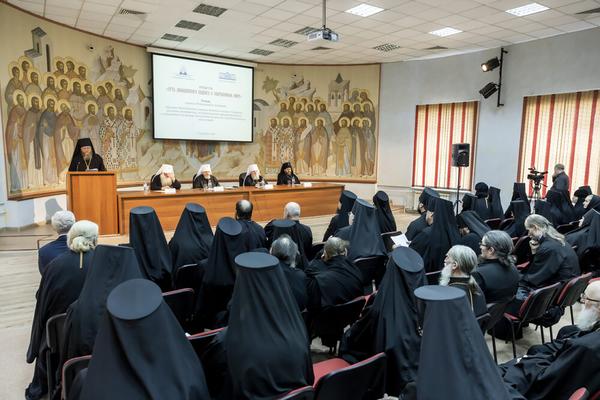 Прошел Всесибирский круглый стол «Суть монашеского подвига в современном мире»