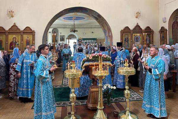 В Марковом монастыре Витебска отметили праздник главной монастырской святыни – Казанской (Витебской) иконы Богоматери