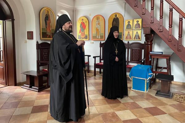 Епископ Несвижский Авксентий посетил Введенский митрополичий женский монастырь в деревне Богуши