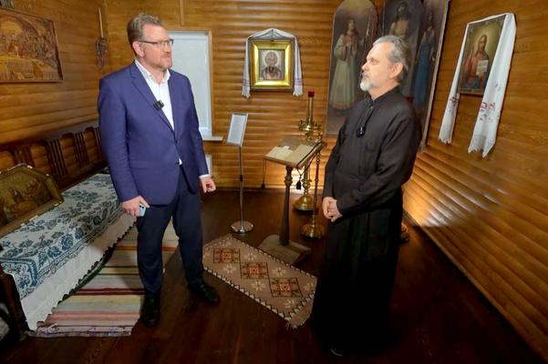 В программе «Прикосновение к свету» рассказали об открытом в Жировичах музее Успенского мужского монастыря [ВИДЕО]