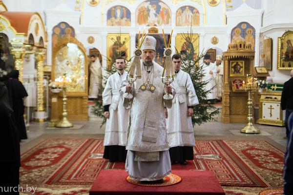 Патриарший Экзарх всея Беларуси поздравил сестер Полоцкого Спасо-Евфросиниевского монастыря с праздником Рождества Христова