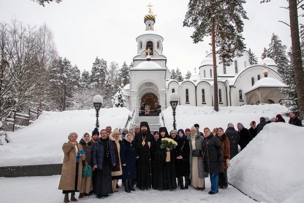 Престольный праздник Ксениевского монастыря в Барани возглавил епископ Борисовский Амвросий