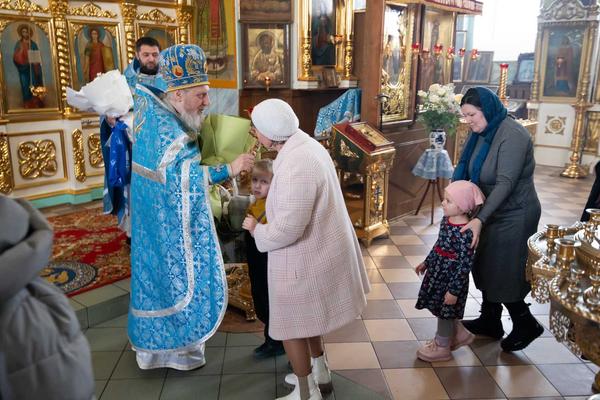 В Кормянском монастыре поздравили с днем тезоименитства духовника обители архимандрита Варсонофия (Степанцова)