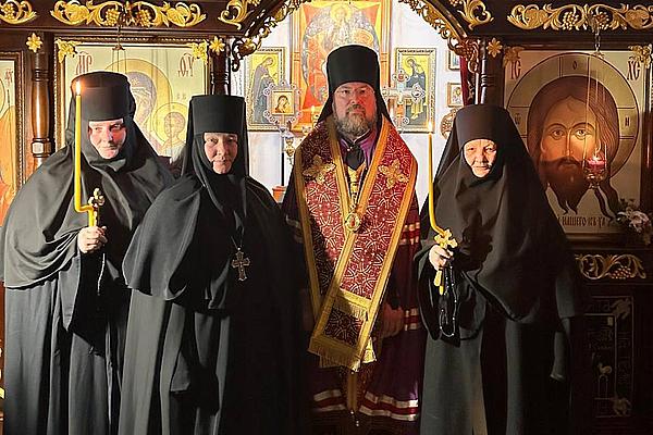 8 апреля в Мироносицком монастыре Бобруйска совершены монашеские постриги