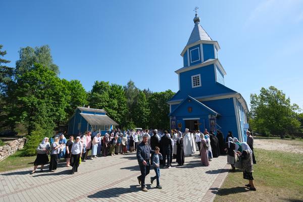 255-летие освящения скитского храма и 20-летие основания Никольского подворья отметил женский монастырь Брестской крепости