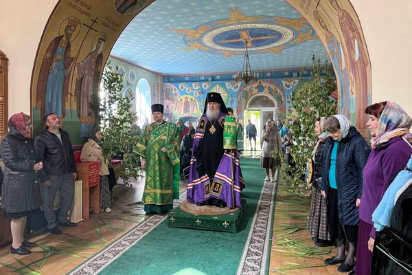 Архиепископ Димитрий возглавил престольное торжество в Троицком Марковом монастыре Витебска