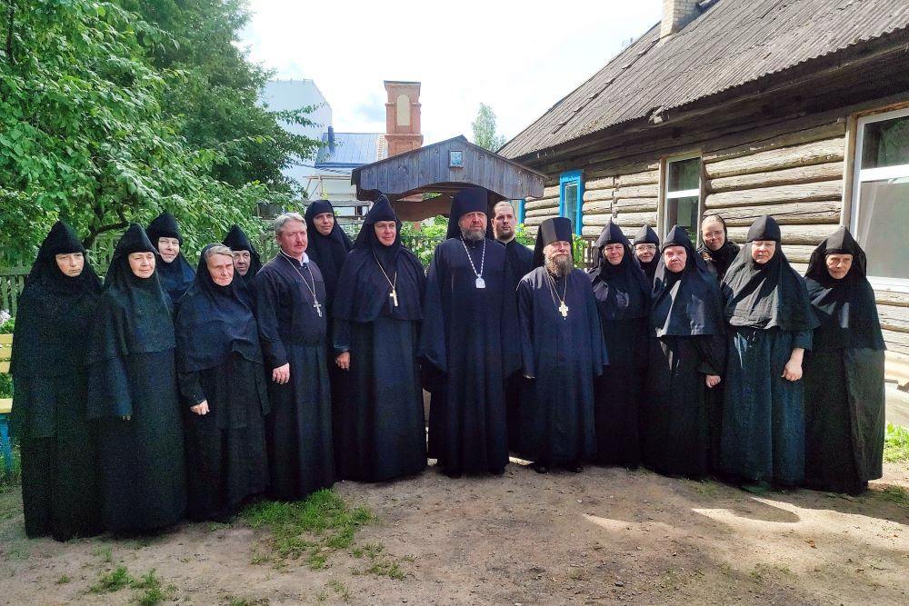 Председатель Синодального отдела по делам монастырей БПЦ епископ Порфирий посетил Тадулинский монастырь