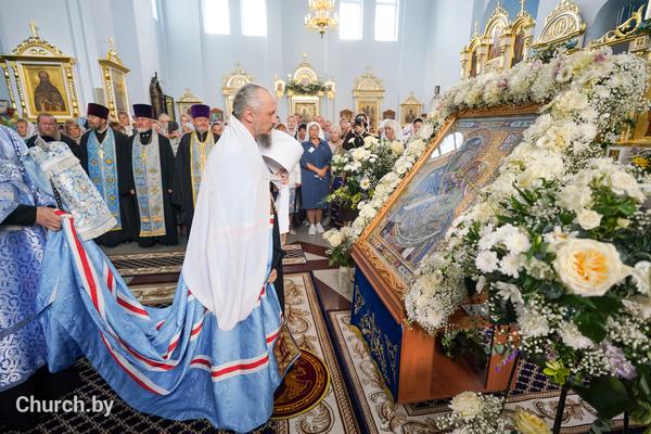 Патриарший Экзарх всея Беларуси возглавил торжества в честь Сукневичской иконы Божией Матери