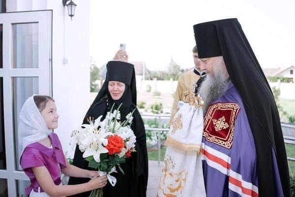 В день памяти праведной Иулиании Ольшанской архиепископ Гурий совершил Литургию в Благовещенском монастыре Слонима
