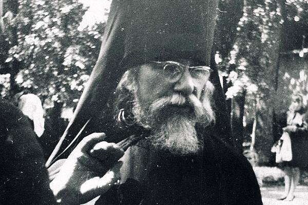К 60-летию монашеского пострига архимандрита Иоанна (Крестьянкина)