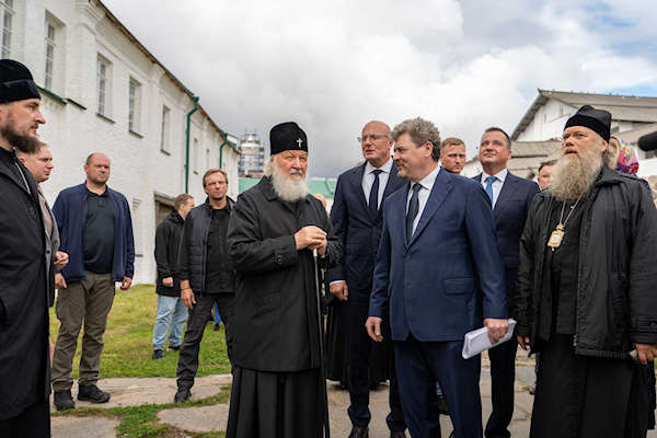 Святейший Патриарх Кирилл ознакомился с ходом ремонтно-реставрационных работ в Соловецком монастыре