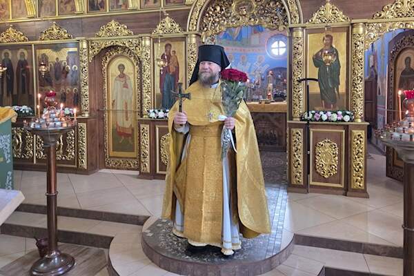Паломники поздравили настоятеля Кутеинской обители игумена Нила (Падобеда) с 55-летием